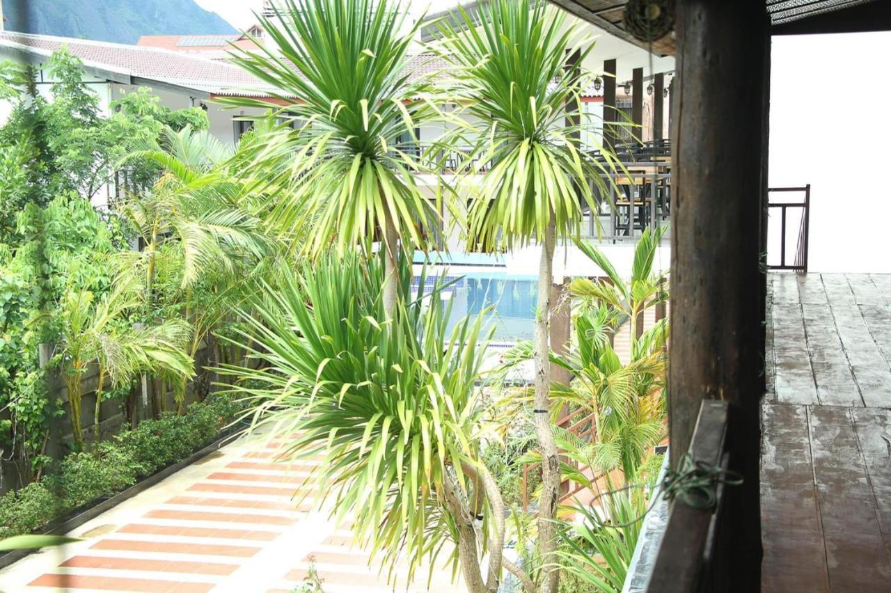 Jasmine Garden Resort Vang Vieng Dış mekan fotoğraf